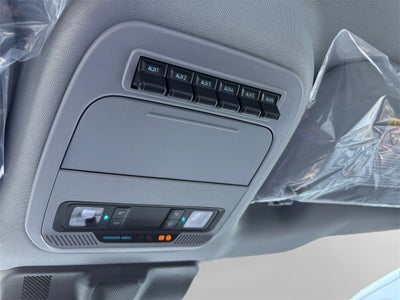 2026 Ford F-250SD XL 4x4 / 6.8L V8 / 8' Bed