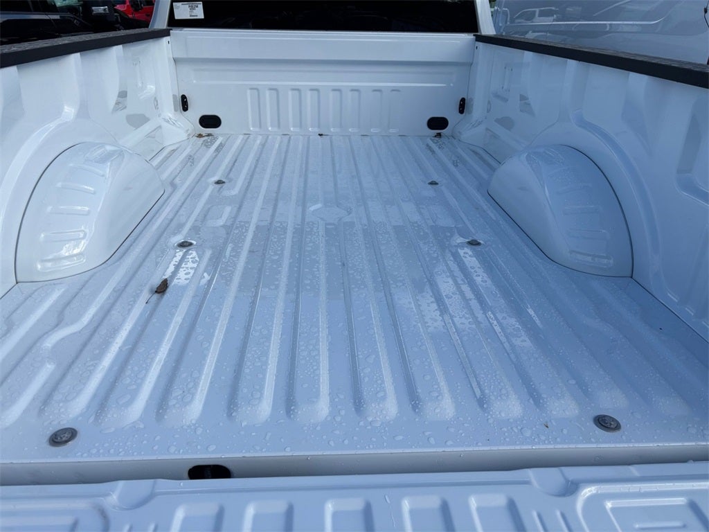 2026 Ford F-250SD XL 4x4 / 6.8L V8 / 8' Bed