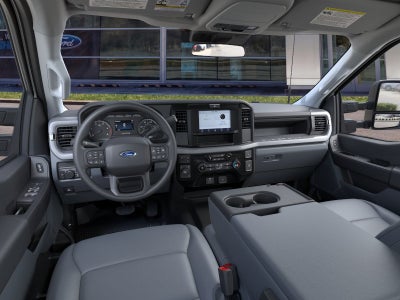 2026 Ford F-250SD XL 4x4 / 6.8L V8 / 8' Bed