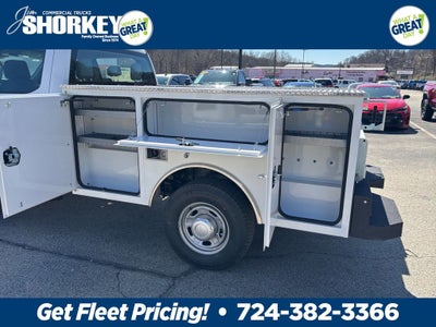 2026 Ford F-350SD XL 4x4 / 6.8L V8 / 8' Service Body