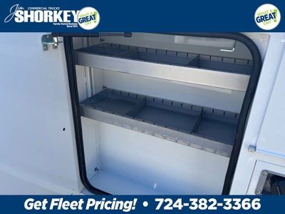 2026 Ford F-350SD XL 4x4 / 6.8L V8 / 8' Service Body