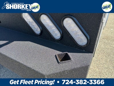 2026 Ford F-350SD XL 4x4 / 6.8L V8 / 8' Service Body