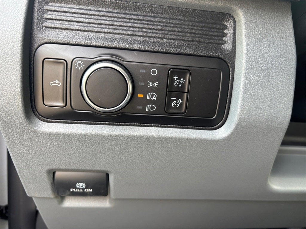 2026 Ford F-350SD XL 4x4 / 6.7L HO Diesel / 8' Bed