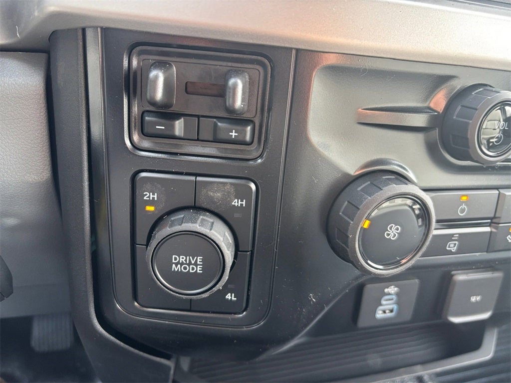 2026 Ford F-350SD XL 4x4 / 6.7L HO Diesel / 8' Bed