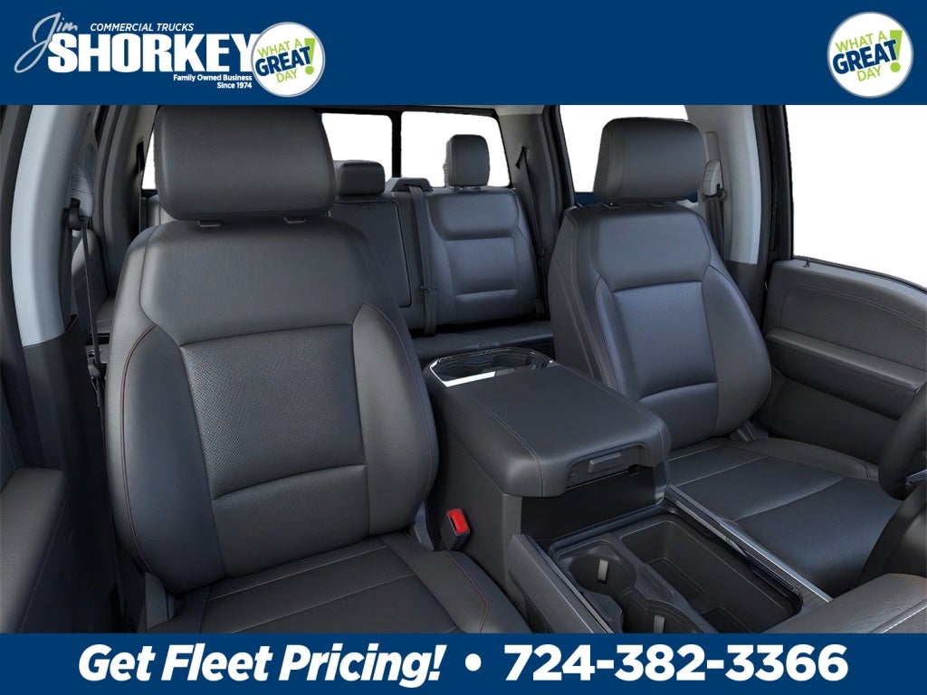 2026 Ford F-450SD Lariat DRW 4x4 / 6.7L Diesel / 8' Bed