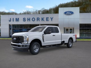 2026 Ford F-350SD XL 4x4 / 6.8L V8 / 8' Bed