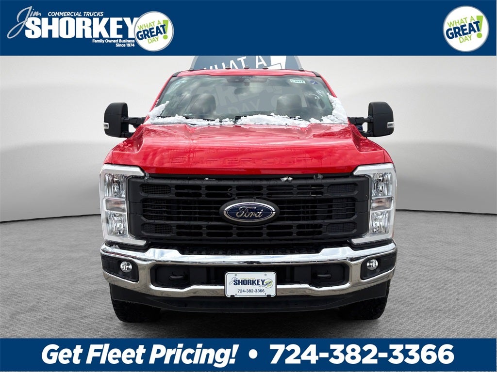 2026 Ford F-250SD XL 4x4 / 6.8L V8 / 8' Bed