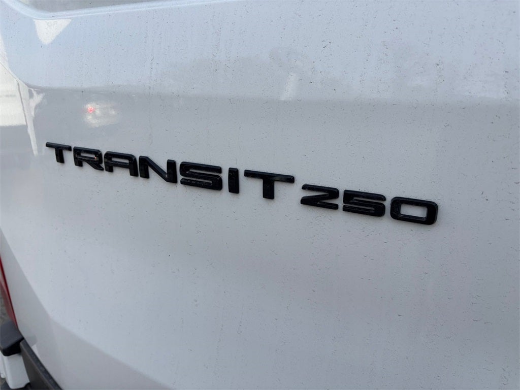 2026 Ford Transit-250 Base / 3.5L V6 / 148" WB MR