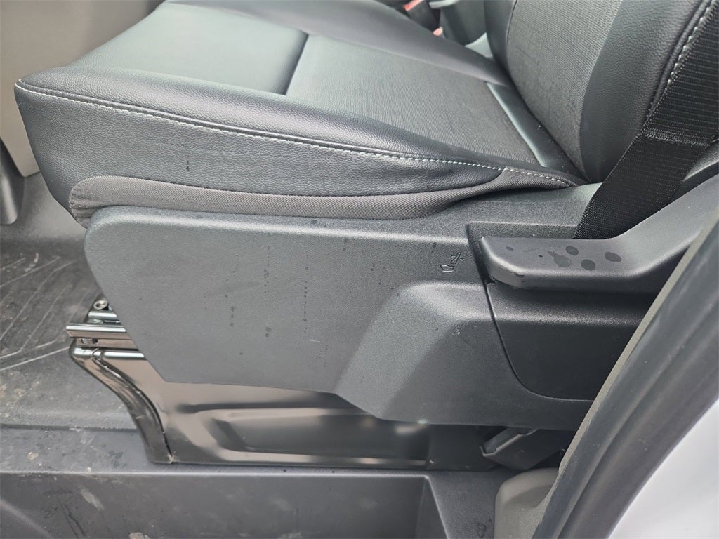 2026 Ford Transit-250 Base / 3.5L V6 / 148" WB MR