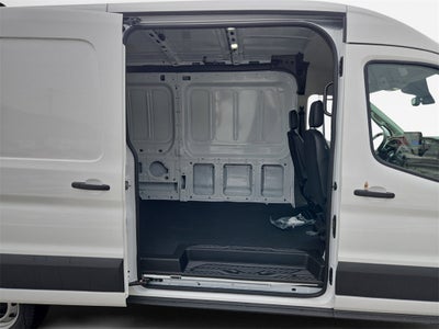 2026 Ford Transit-250 Base / 3.5L V6 / 148" WB MR