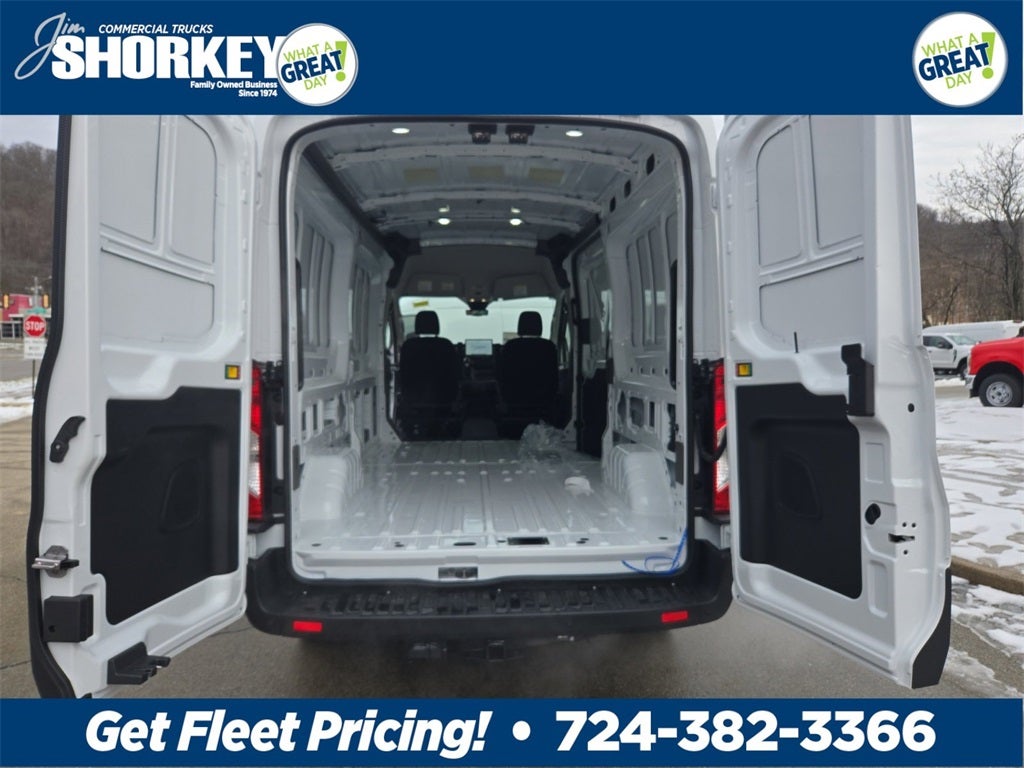 2026 Ford Transit-250 Base / 3.5L V6 / 148" WB MR