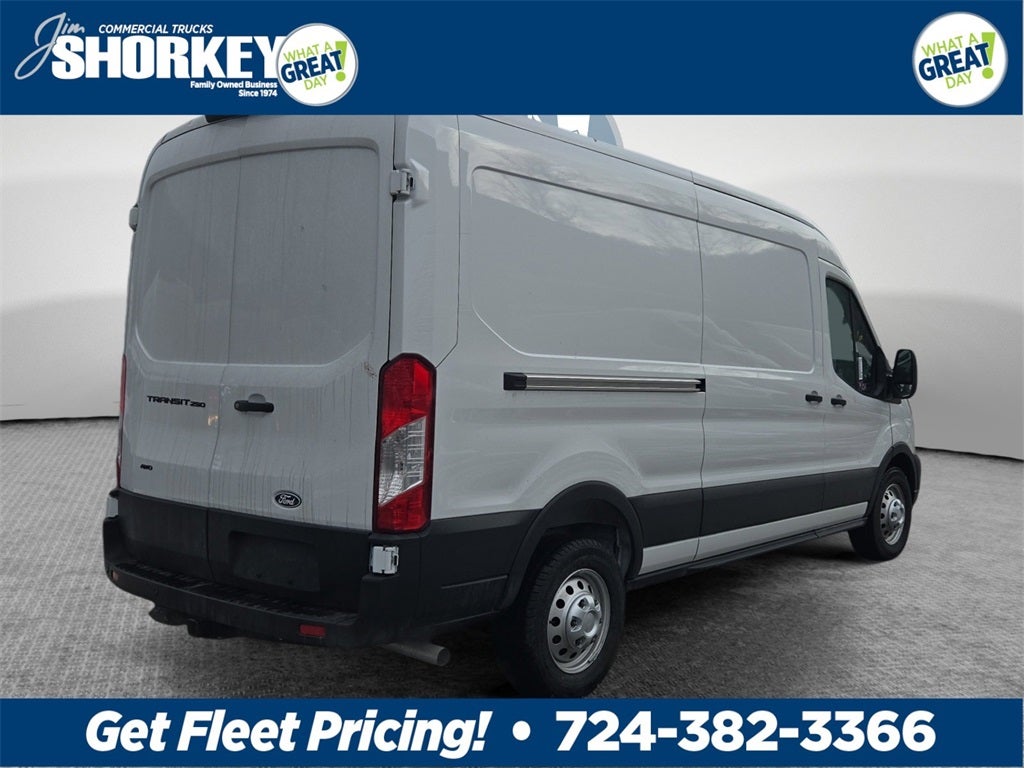 2026 Ford Transit-250 Base AWD / 3.5L V6 / 148" WB MR