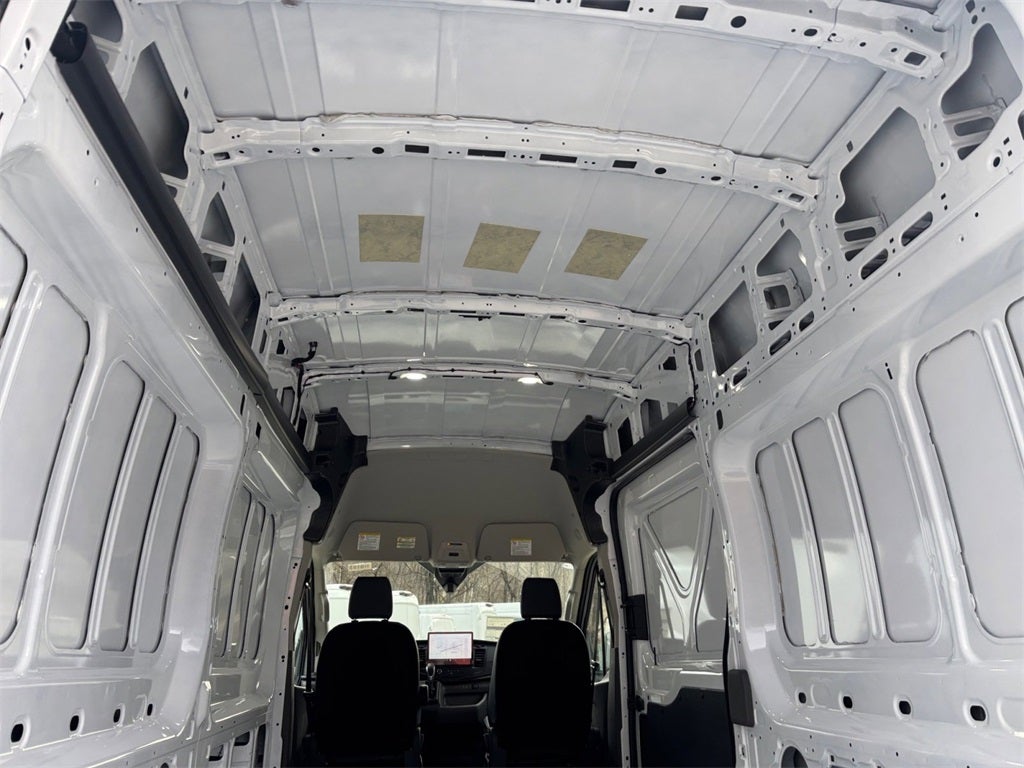 2026 Ford Transit-250 Base AWD / 3.5L V6 / 148" WB HR