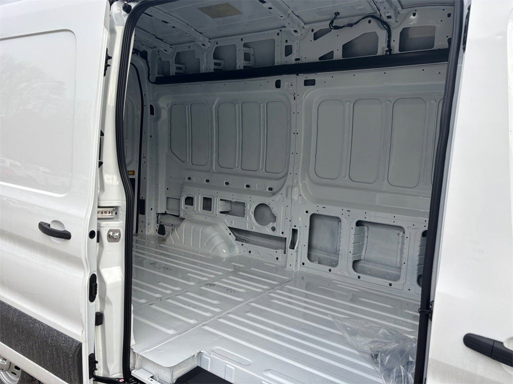 2026 Ford Transit-250 Base AWD / 3.5L V6 / 148" WB HR