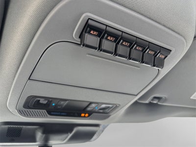 2026 Ford F-250SD XL 4x4 / 6.8L V8 / 8' Bed