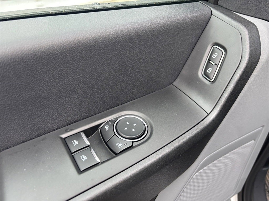 2026 Ford F-250SD XL 4x4 / 6.8L V8 / 8' Bed