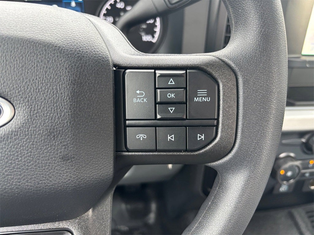 2026 Ford F-250SD XL 4x4 / 6.8L V8 / 8' Bed