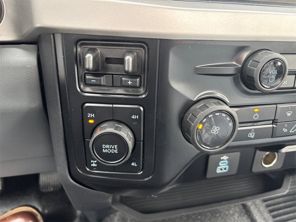 2026 Ford F-250SD XL 4x4 / 6.8L V8 / 8' Bed