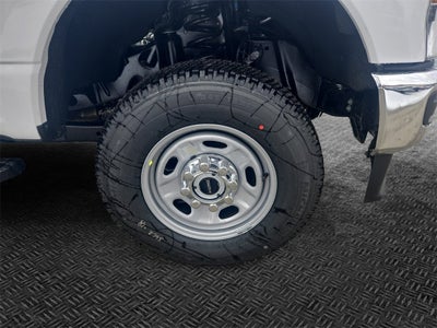 2026 Ford F-350SD XL 4x4 / 6.8L V8 / 8' Bed