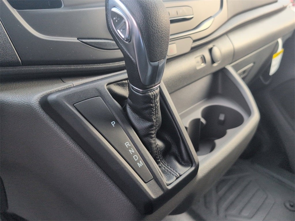 2026 Ford Transit-150 Base / 3.5L V6 / 130" WB LR