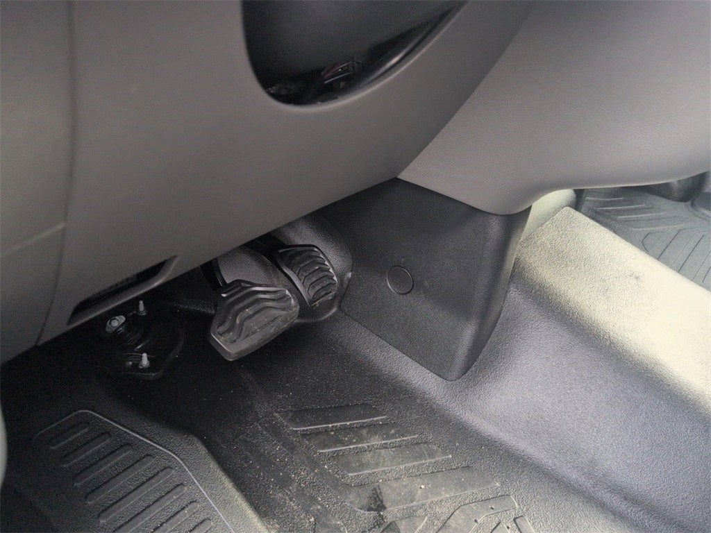 2026 Ford Transit-150 Base / 3.5L V6 / 130" WB LR