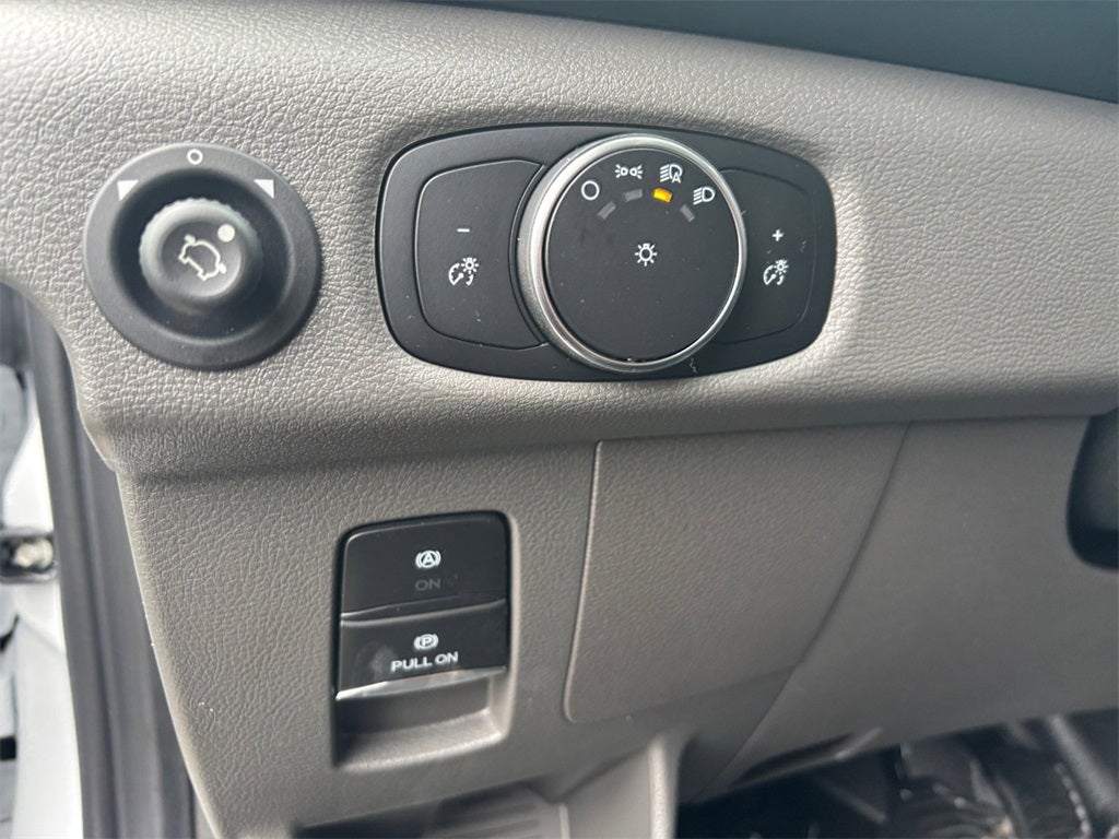 2026 Ford Transit-150 Base AWD / 3.5L V6 / 130" WB LR