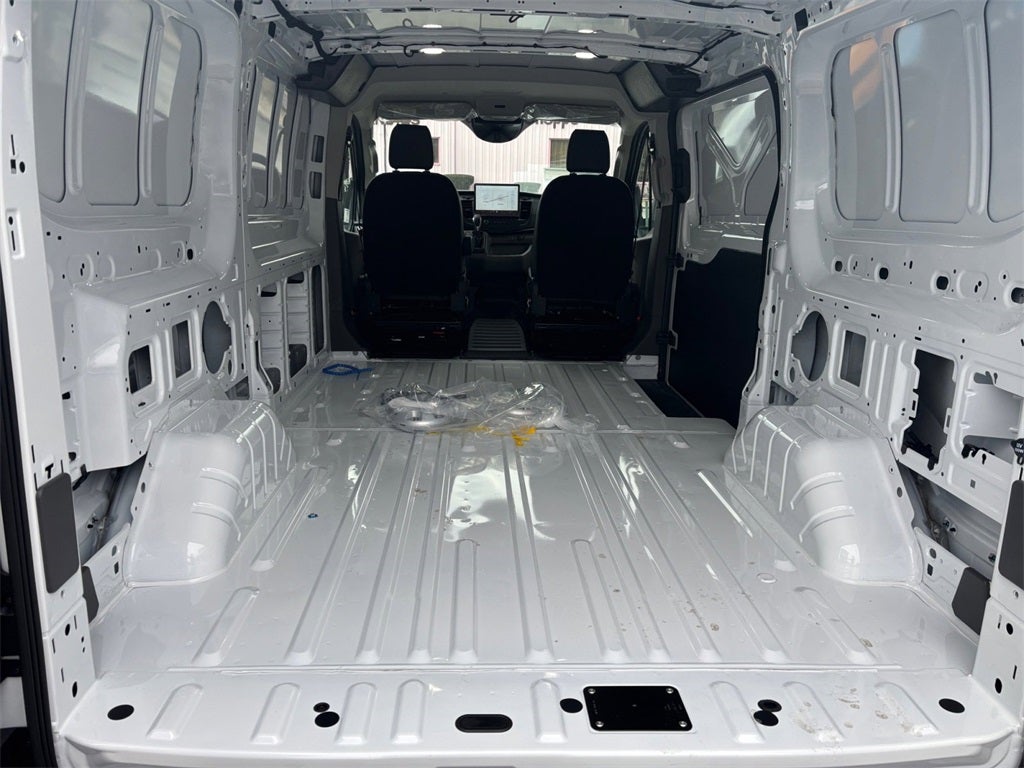 2026 Ford Transit-150 Base AWD / 3.5L V6 / 130" WB LR