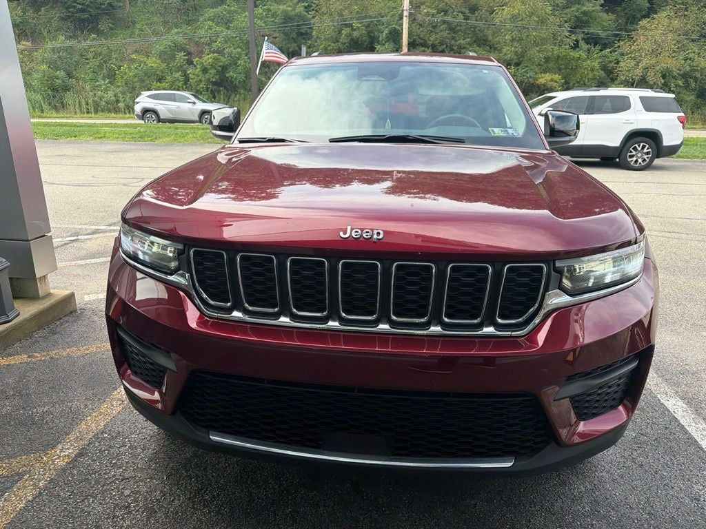 2023 Jeep Grand Cherokee Laredo