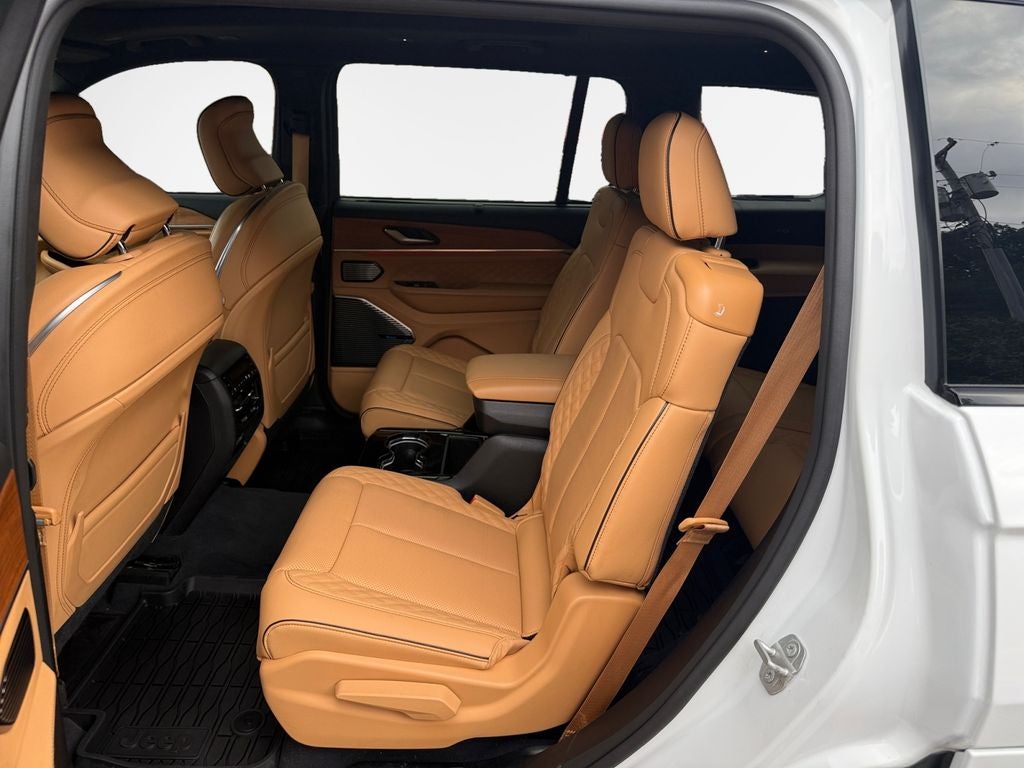 2023 Jeep Grand Cherokee L Summit