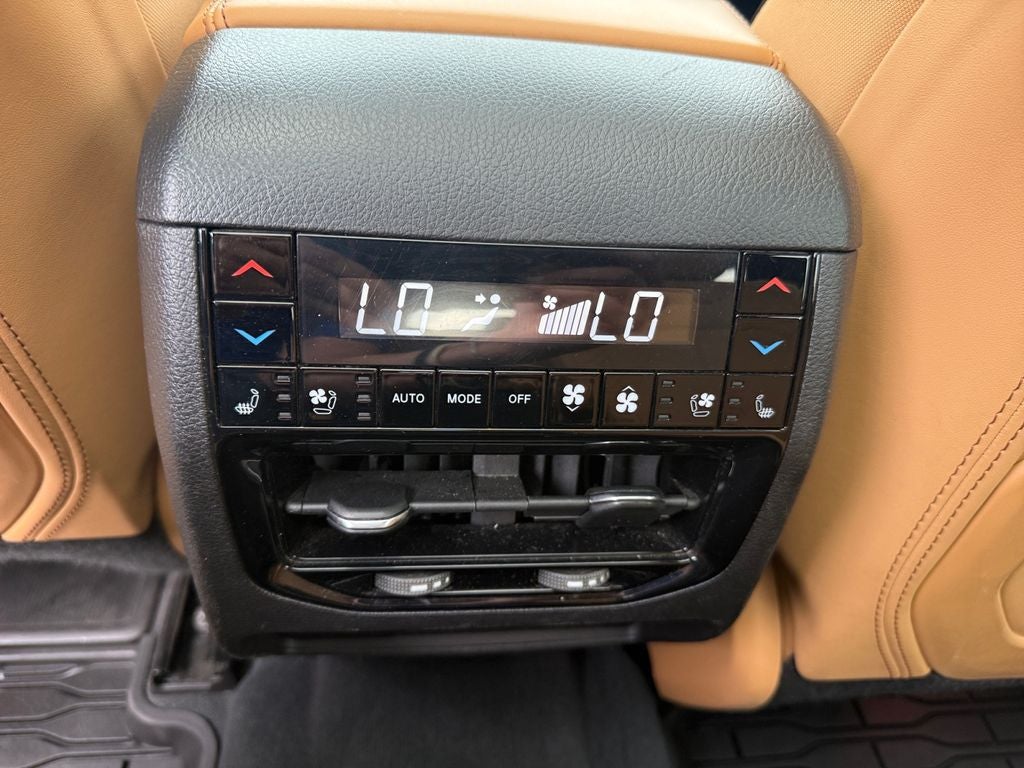 2023 Jeep Grand Cherokee L Summit