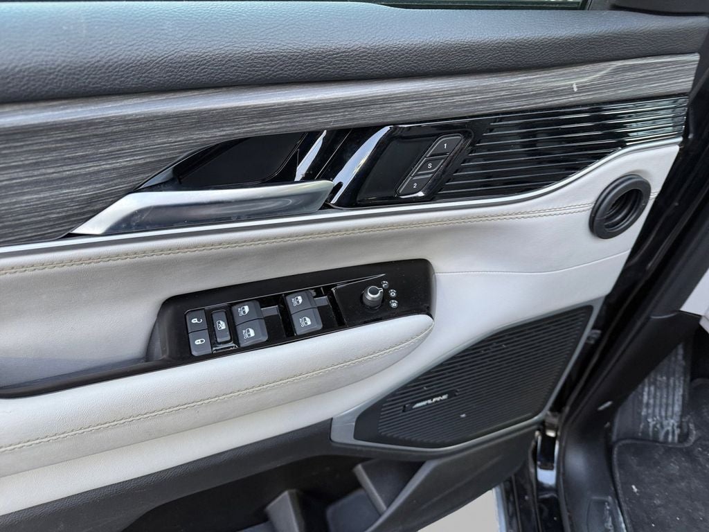 2024 Jeep Wagoneer L Series III