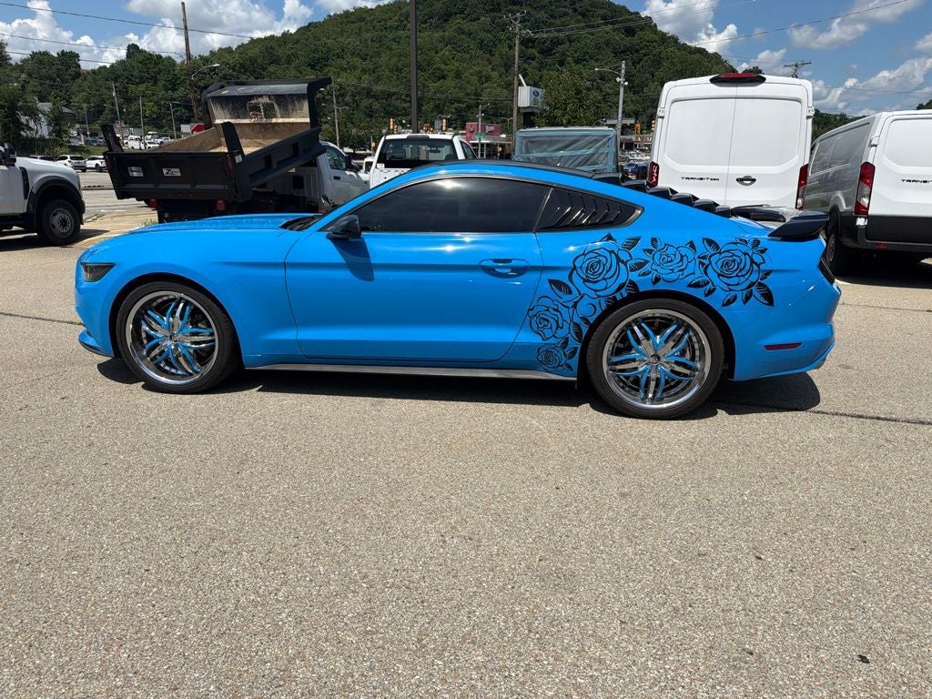 2017 Ford Mustang V6