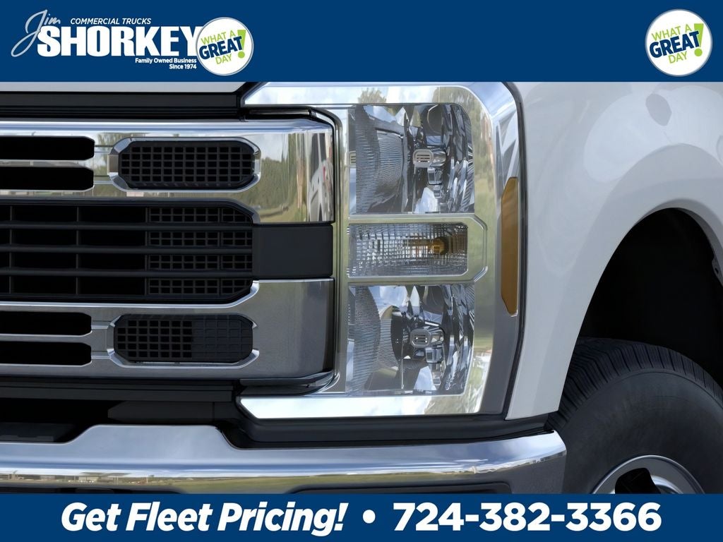 2026 Ford F-350SD XL DRW 4x4 / 6.7L Diesel / 60" CA Chassis