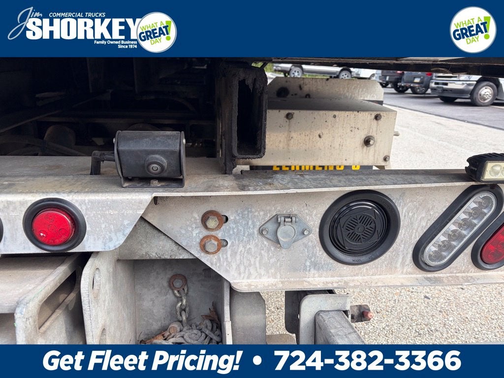 2022 Ford F-600SD XL DRW 4x4 / 7.3L V8 / 20' Steel Rollback