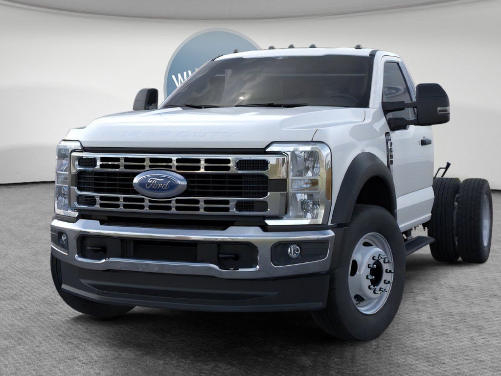 2026 Ford F-600SD XL DRW 4x4 / 7.3L V8 / 60" CA Chassis
