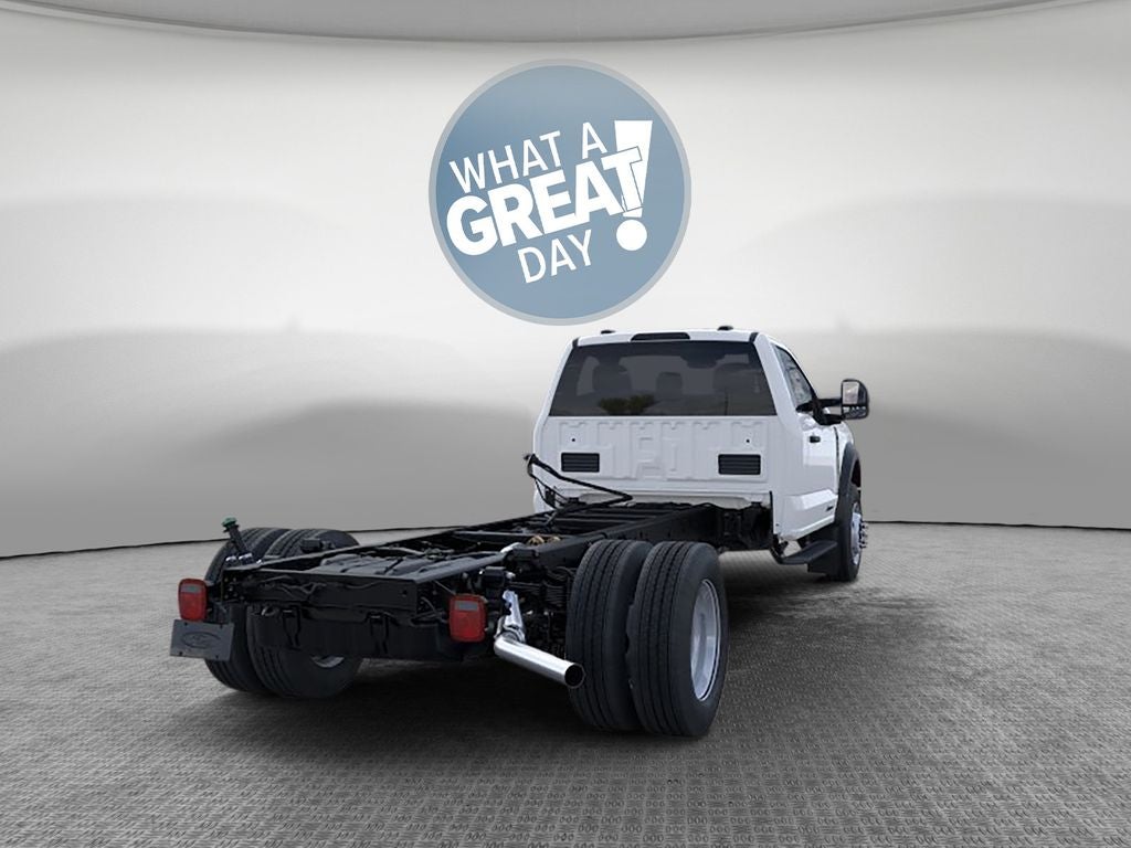 2026 Ford F-600SD XL DRW 4x4 / 6.7L Diesel / 120" CA Chassis