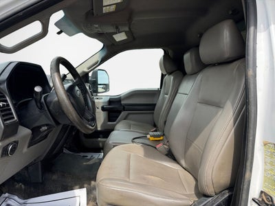 2019 Ford F-350SD XL DRW / 6.2L V8 / 9' Steel Dump