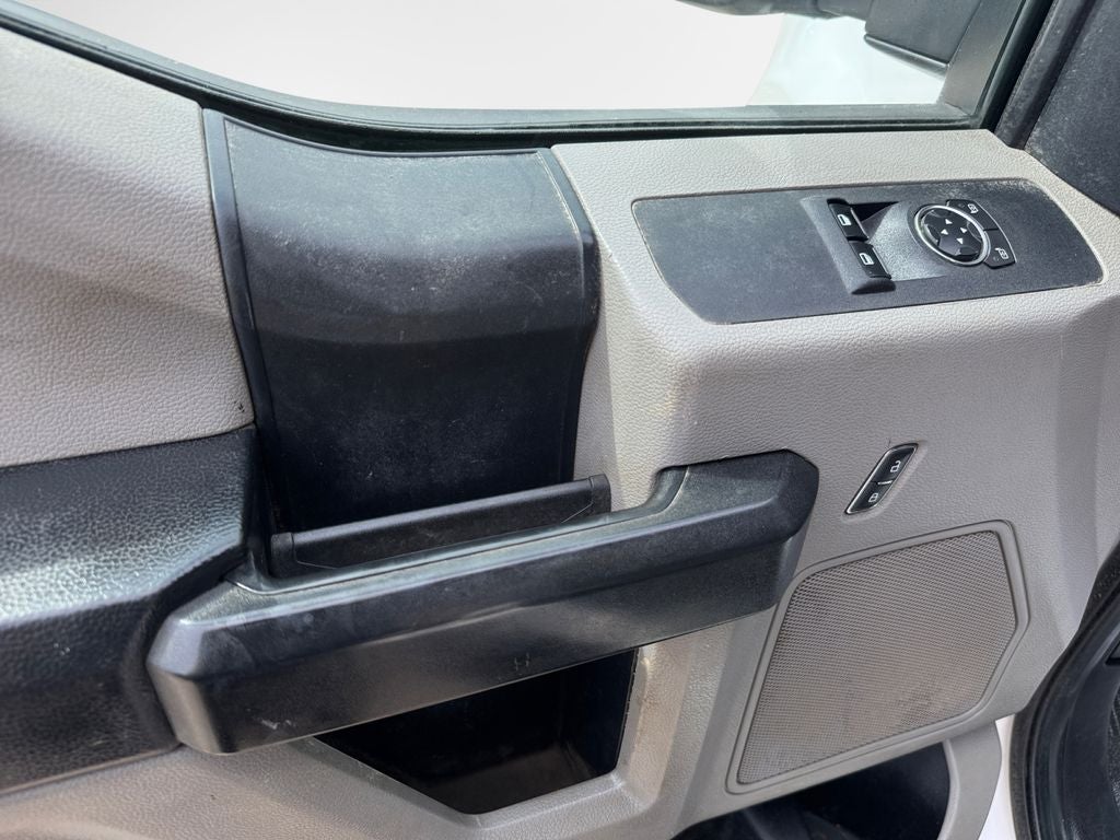 2019 Ford F-350SD XL DRW / 6.2L V8 / 9' Steel Dump