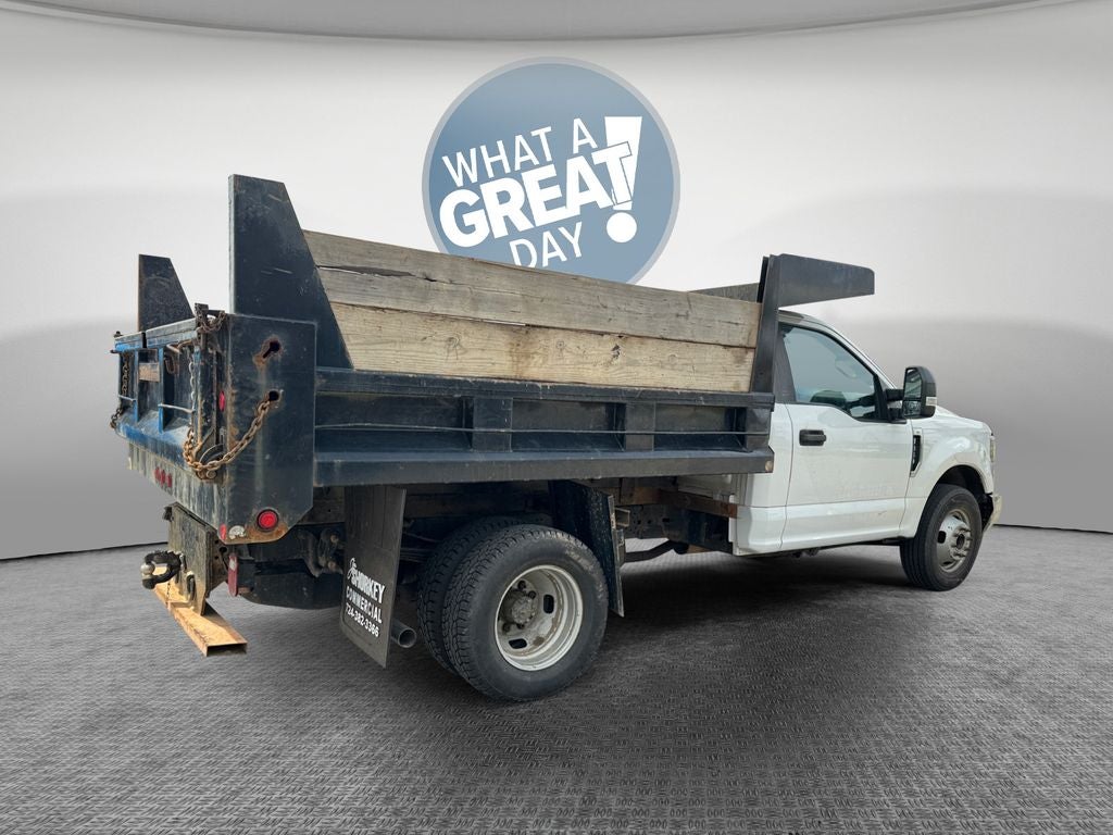 2019 Ford F-350SD XL DRW / 6.2L V8 / 9' Steel Dump