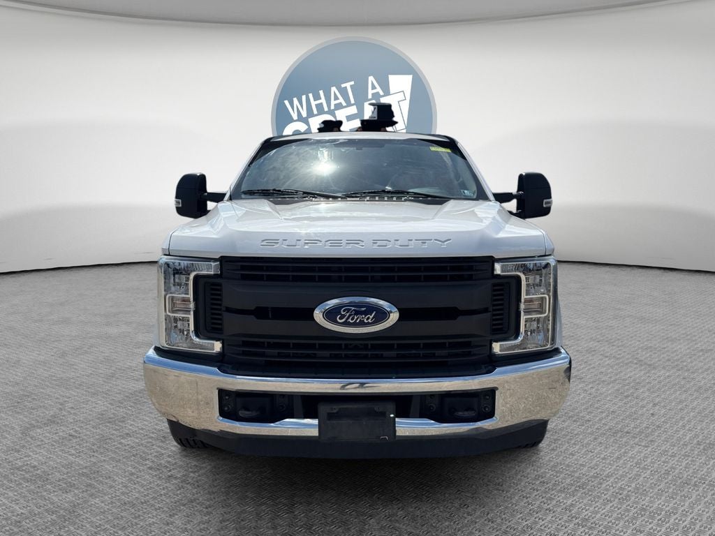 2019 Ford F-350SD XL DRW / 6.2L V8 / 9' Steel Dump