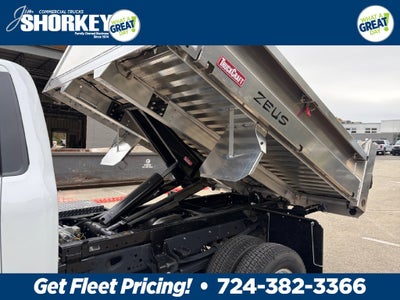 2026 Ford F-350SD XL DRW 4x4 / 7.3L V8 / 9'3" Dropside Dump