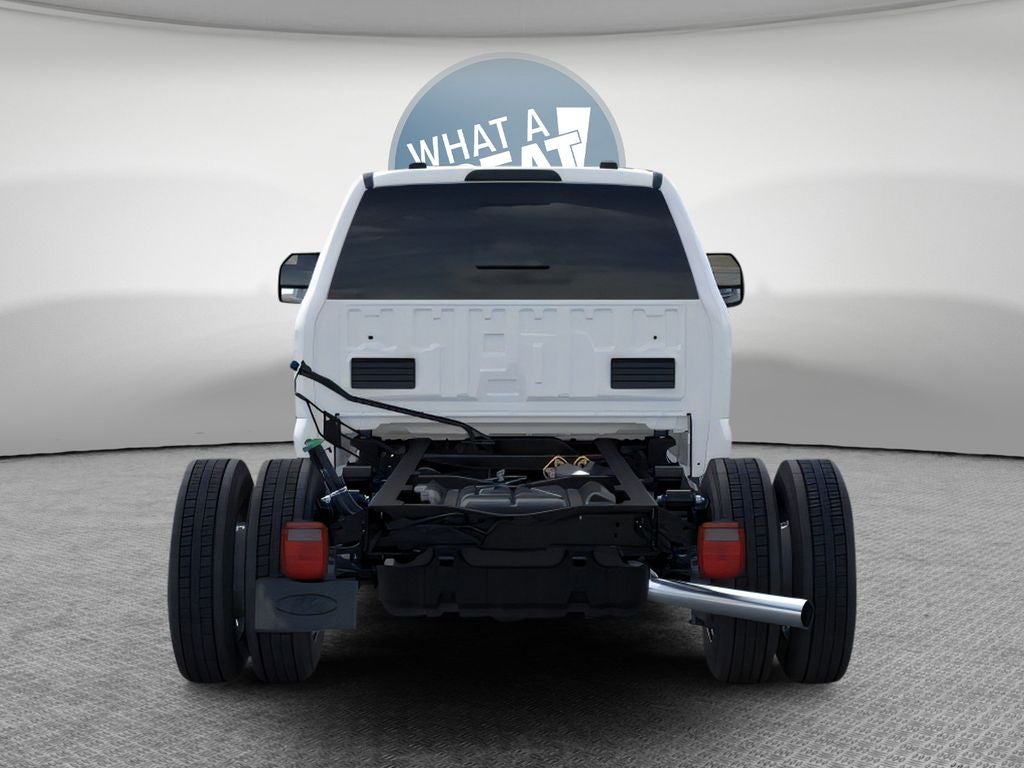 2026 Ford F-550SD XL DRW 4x4 / 6.7L Diesel / 9'4" Steel Flatbed