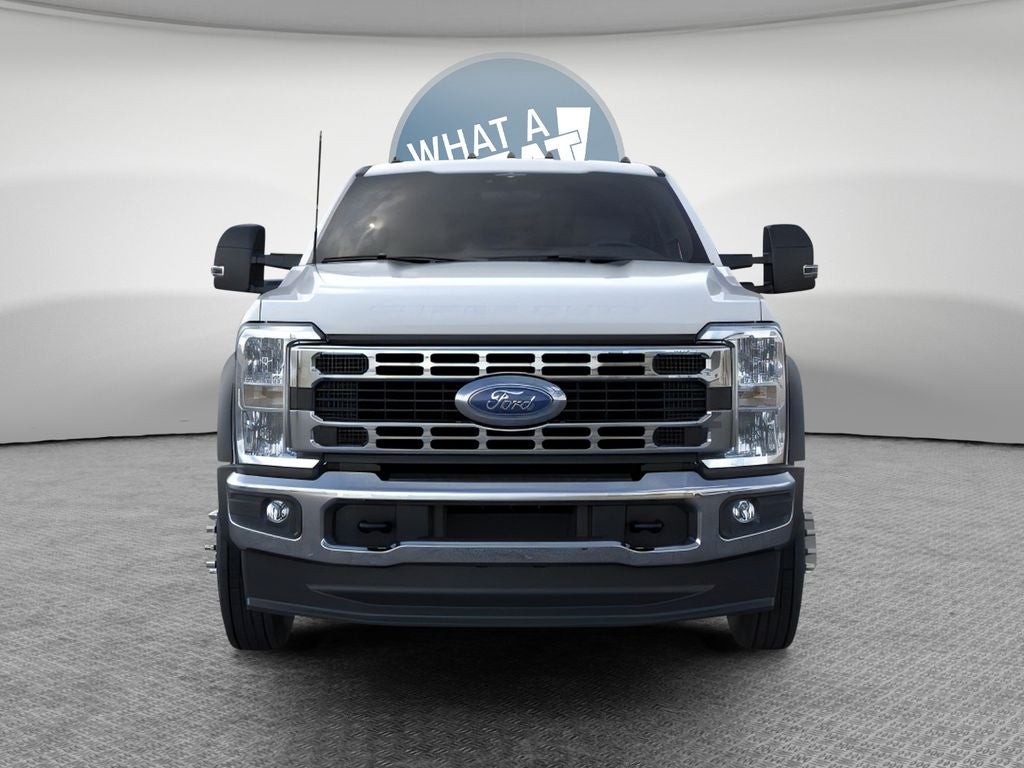 2026 Ford F-550SD XL DRW 4x4 / 6.7L Diesel / 9'4" Steel Flatbed