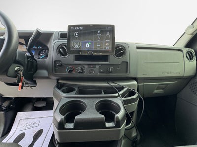 2022 Ford E-350SD Base Cutaway