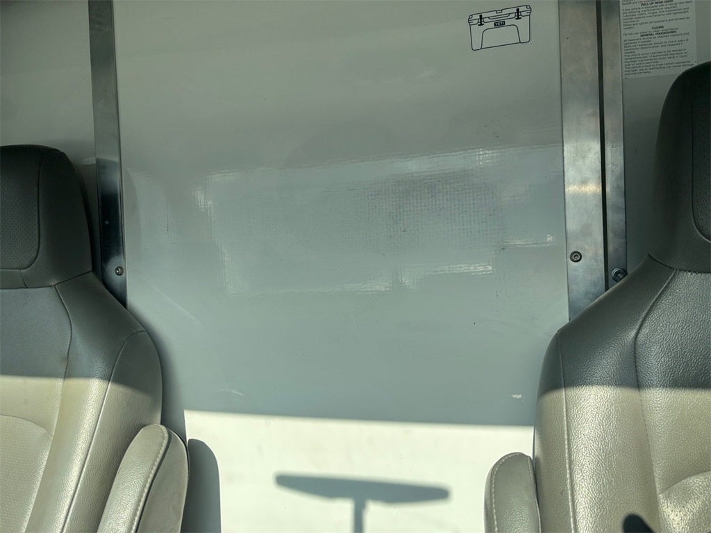 2024 Ford E-350SD Base Cutaway DRW / 7.3L V8 / 16' Box w/Ramp