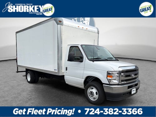 2027 Ford E-450SD Base DRW / 7.3L V8 / 16' Box w/Ramp