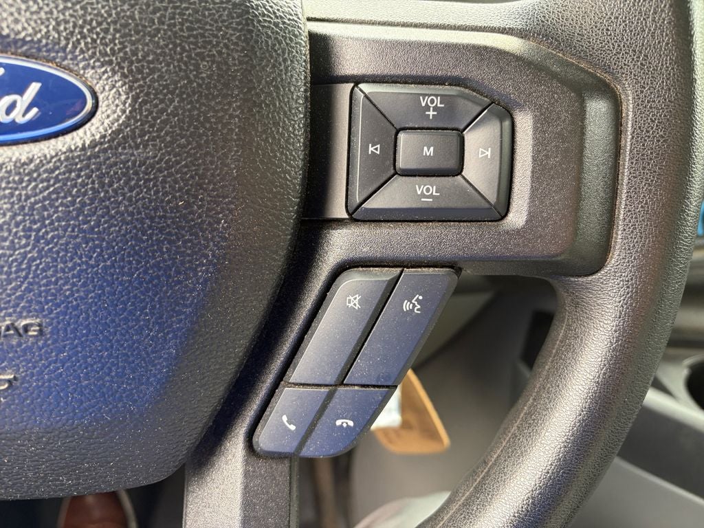 2022 Ford E-450SD Base DRW / 7.3L V8 / 17' Box