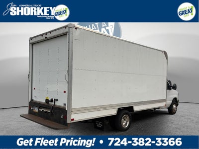 2022 Ford E-450SD Base DRW / 7.3L V8 / 17' Box
