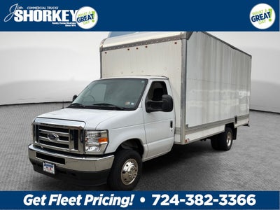 2022 Ford E-450SD Base DRW / 7.3L V8 / 17' Box