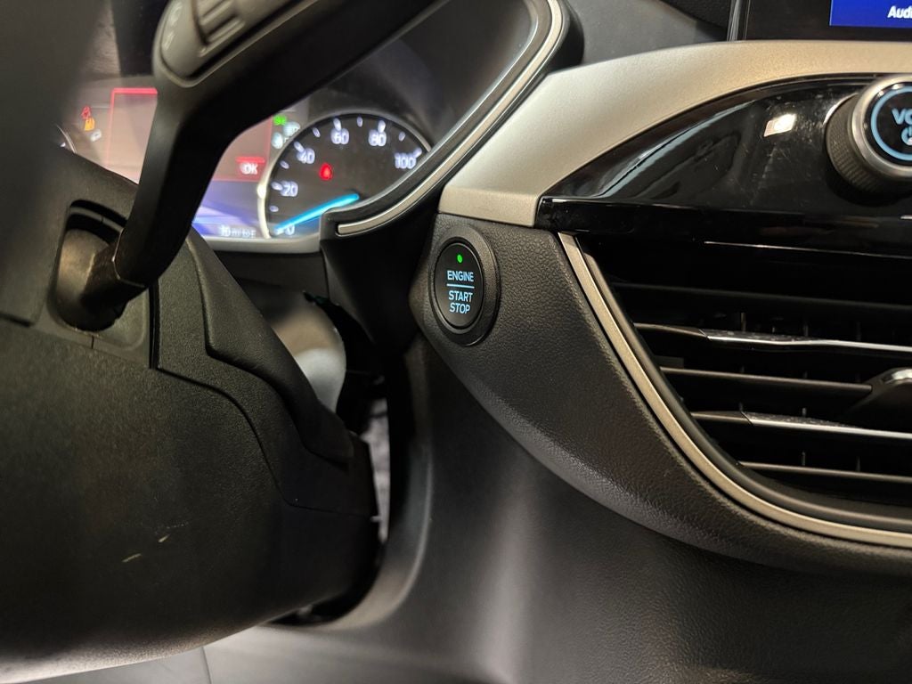 2022 Ford Escape Hybrid SE